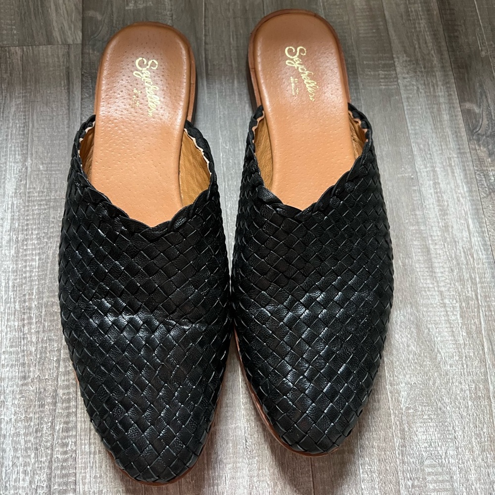 Seychelles slip on women’s shoes